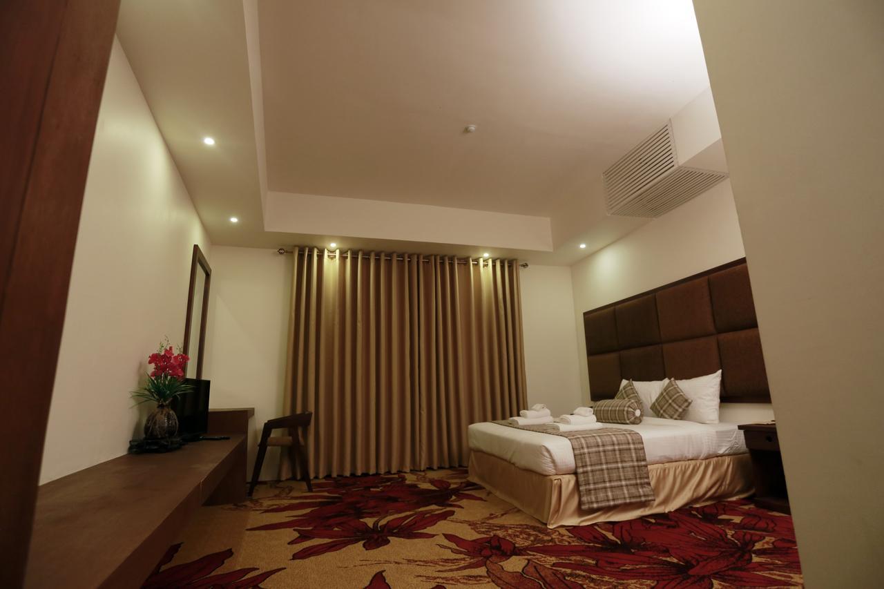 Avenra Gangaara Hotel Wennappuwa Exterior photo